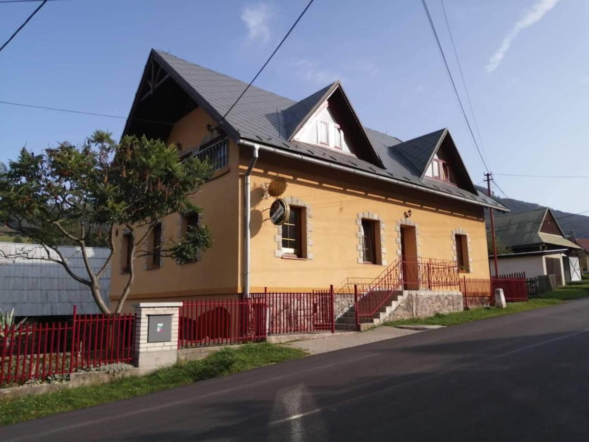 Penzion Serafin Rużomberk Zewnętrze zdjęcie
